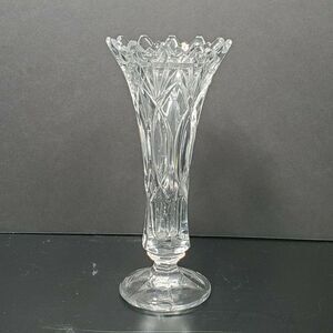 Crystal Vase Saw Tooth Edge 8"